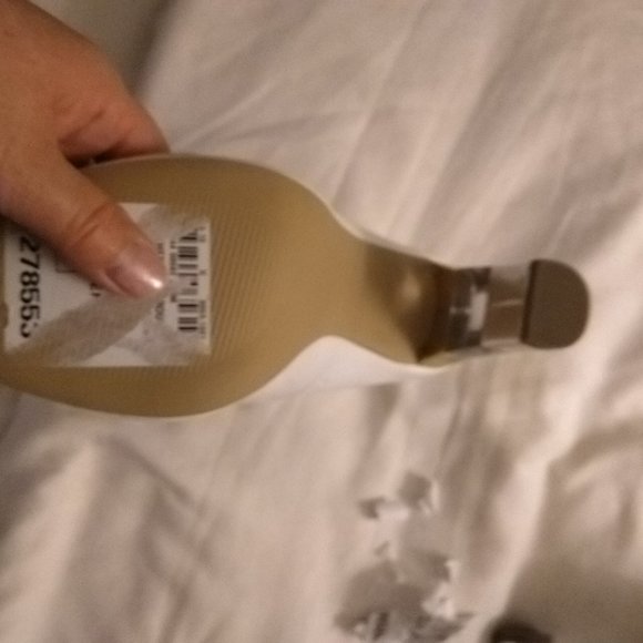 White high heels by Expression - Picture 9 of 11